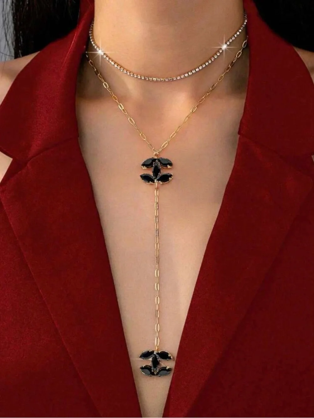 Gold Y Necklace with Black Stone Motifs - Women Jewelry - Picture 4 of 4